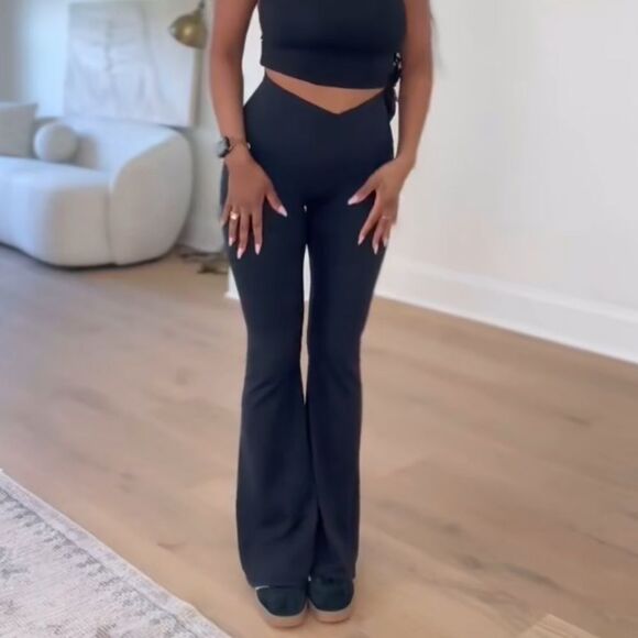 Black v front leggings - Picture 1 of 2